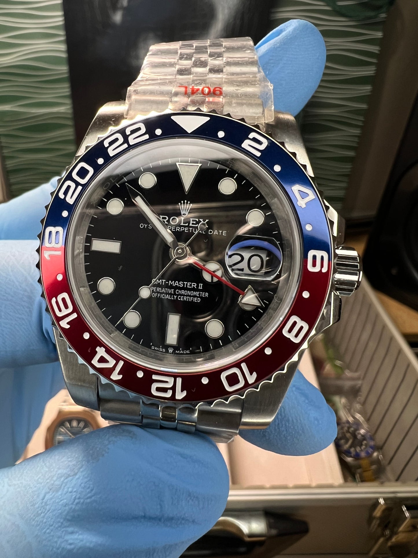 GMT-Master II Pepsi Black Dial Jubilee 40mm