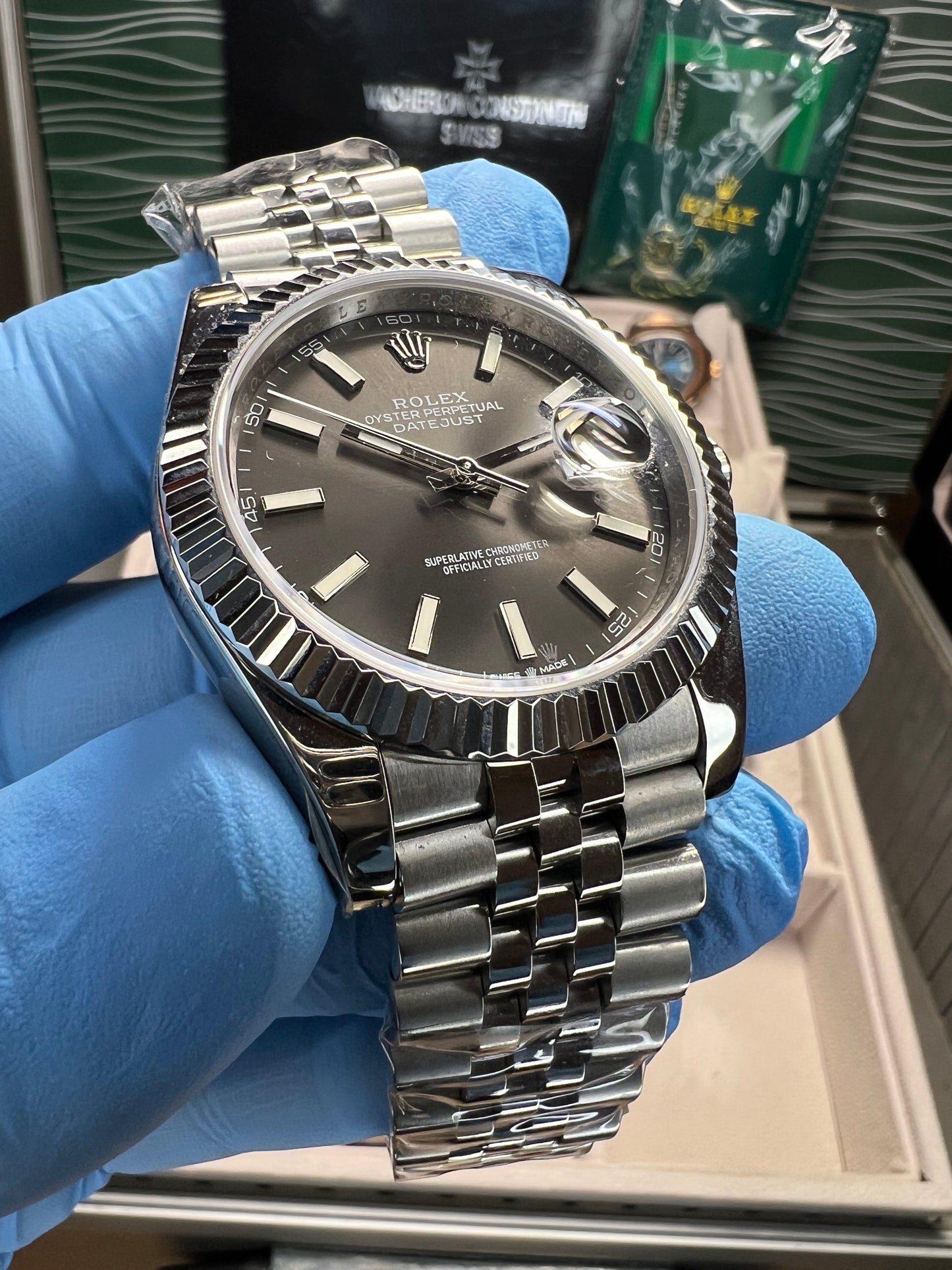 Datejust 41 Steel Dark Grey Dial Stick Markers Fluted Bezel Jubilee