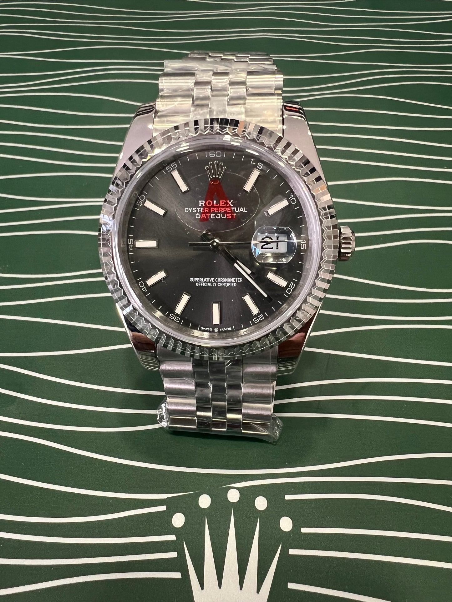 Datejust 41 Steel Dark Grey Dial Stick Markers Fluted Bezel Jubilee