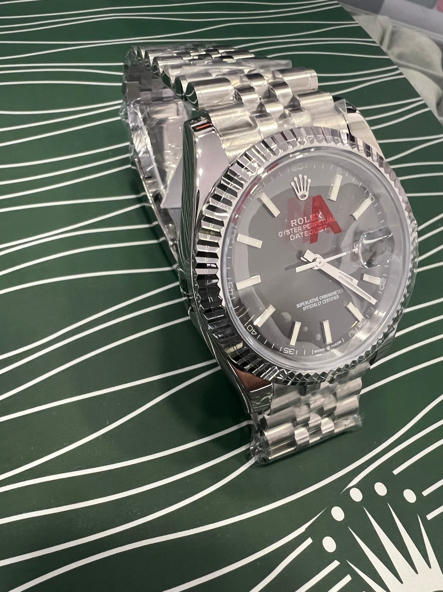 Datejust 41 Steel Dark Grey Dial Stick Markers Fluted Bezel Jubilee