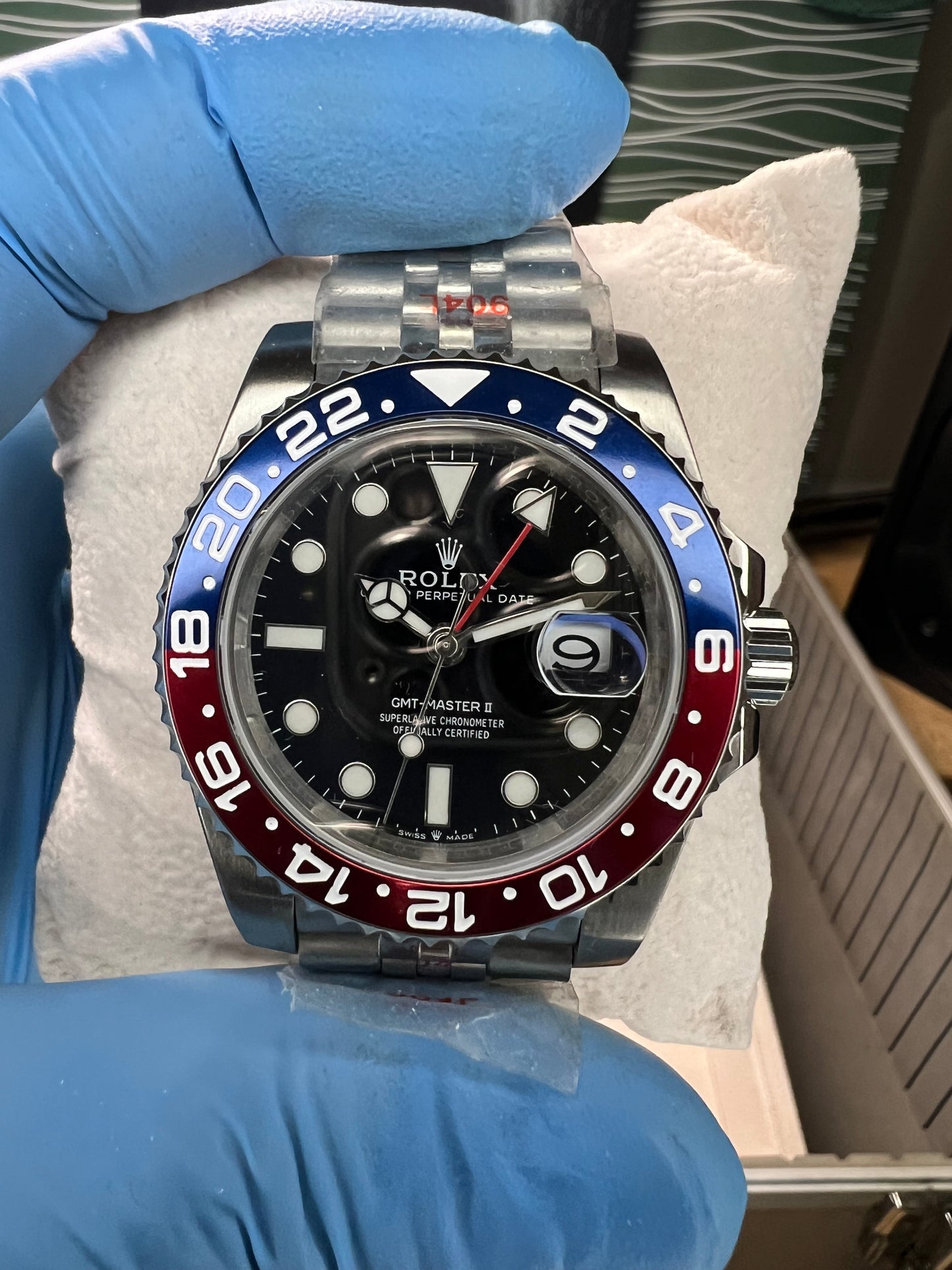 GMT-Master II Pepsi Black Dial Jubilee 40mm