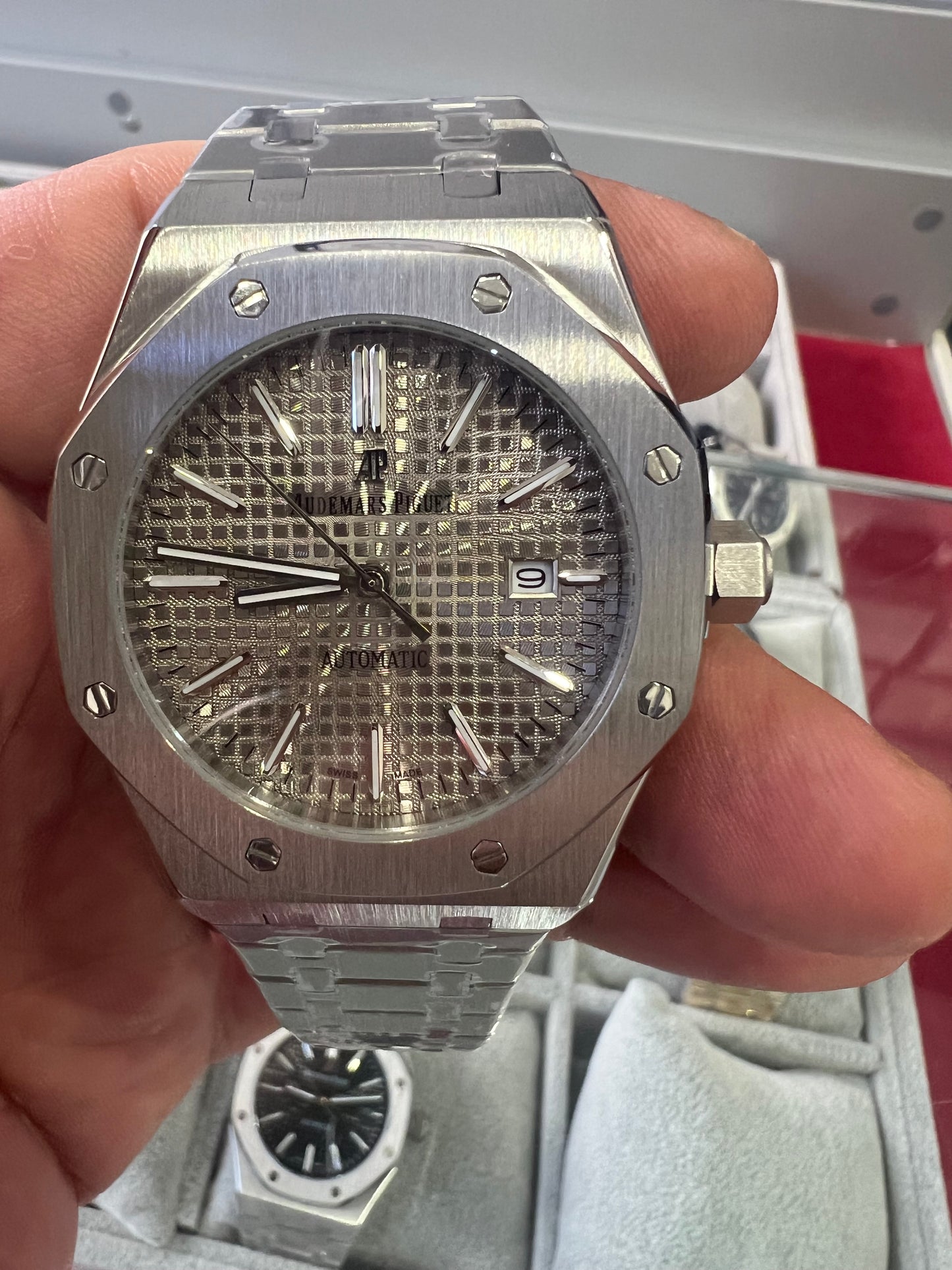 Audemars Piguet Royal Oak Selfwinding Steel Metalic White Dial Dial 41mm