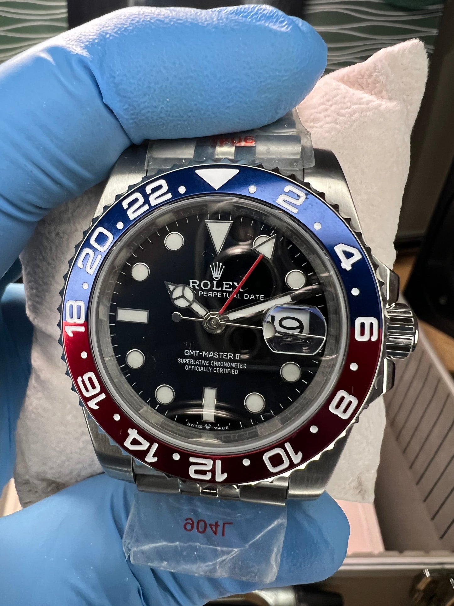 GMT-Master II Pepsi Black Dial Jubilee 40mm