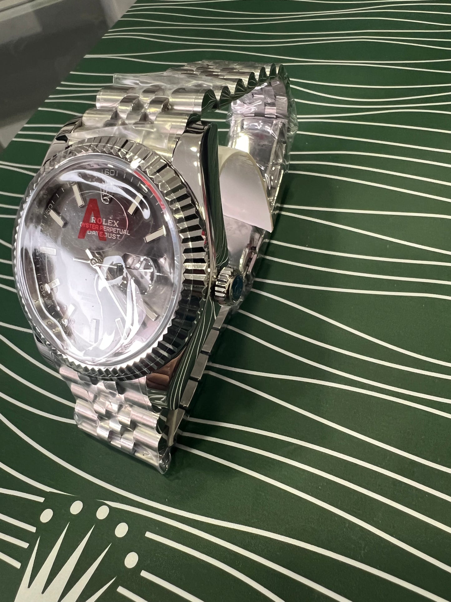 Datejust 41 Steel Dark Grey Dial Stick Markers Fluted Bezel Jubilee