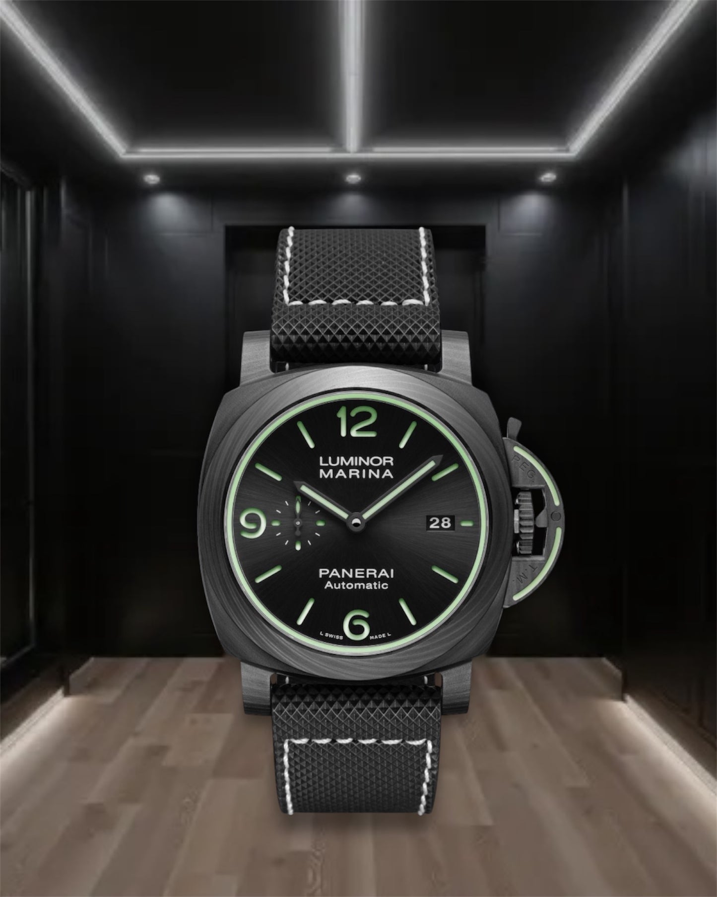 Panerai Luminor Marina Carbotech 44mm PAM01118