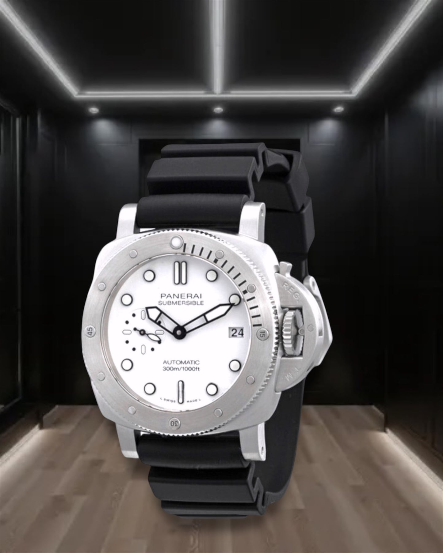 Panerai Submersible Bianco 42mm