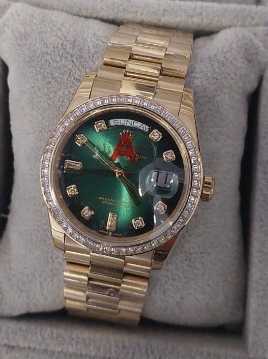 Day-Date Yellow Gold Green Dial Diamond Bezel President 36mm