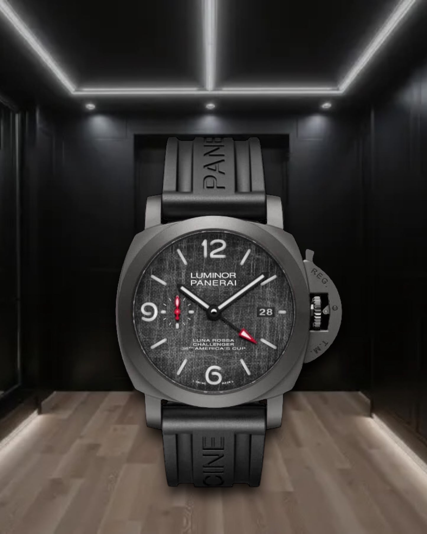 Panerai Luminor Luna Rossa Carbotech 44mm