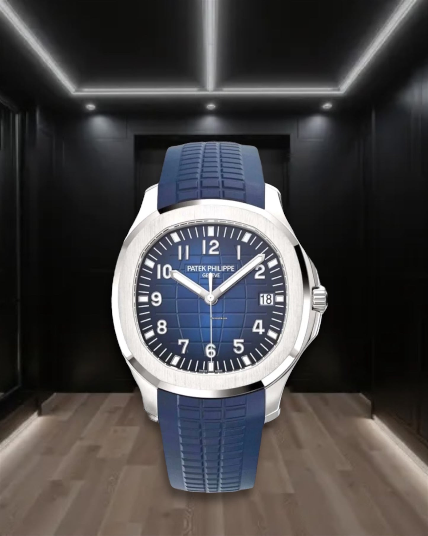 Patek Philippe Aquanaut 5168G Steel Case Blue Dial Blue Rubber Strap 42.2mm