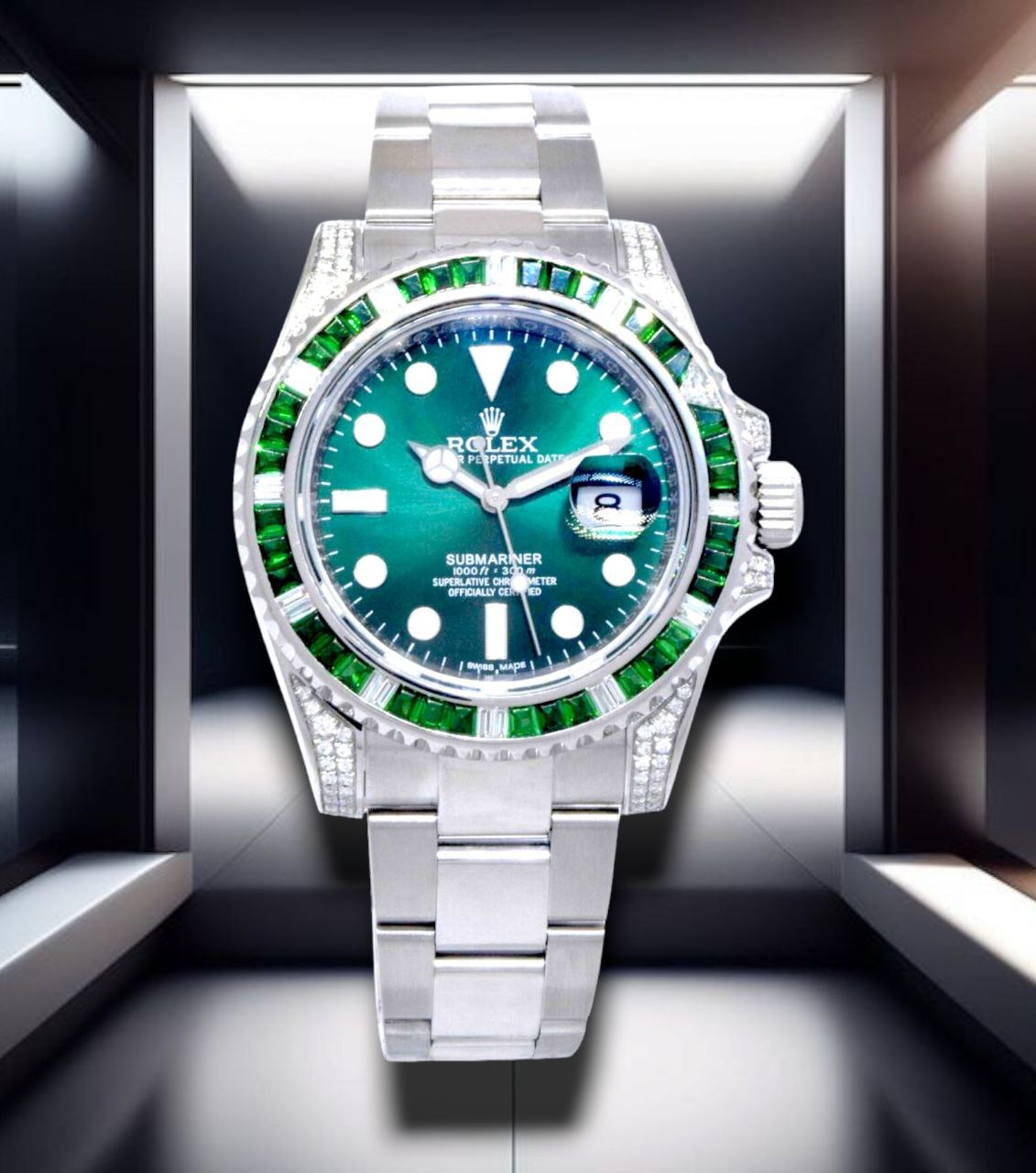 Submariner Custom Green Crystals Bezel Clear Crystals Case 40mm